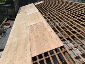 屋根葺き替えとは